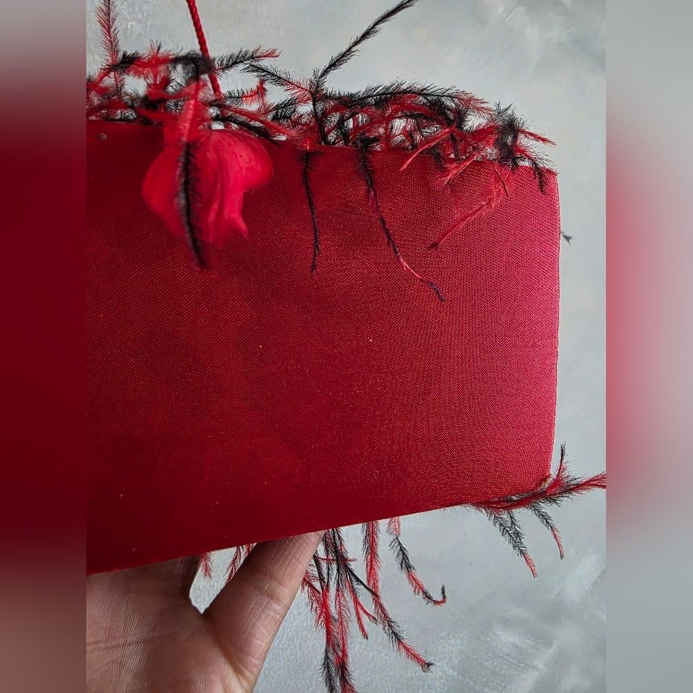 Vtg Red and Black Ostrich Feather Trimmed Satin Crossbody Shoulder Bag Glam 8x5 - Picture 6 of 14